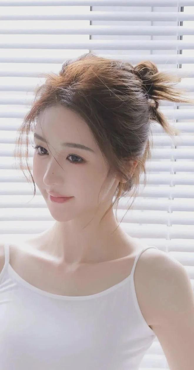 生越往里寨游戏初中女生喊疼男